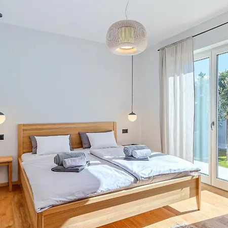 Regina Ferienhaus Markovac