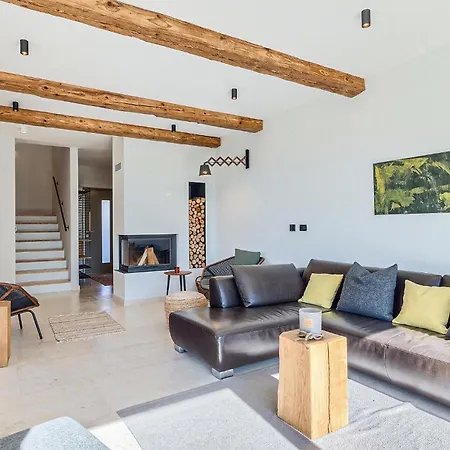 Regina Semesterbostad *